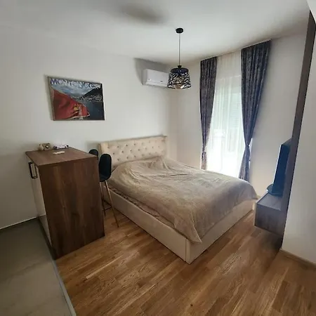 Old Town 5 Apartment